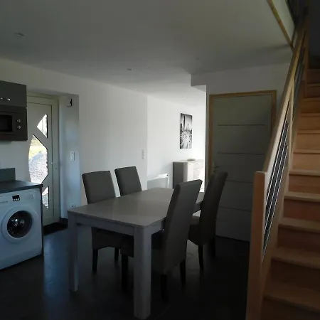 Dans La Baie Du Mont Saint Michel